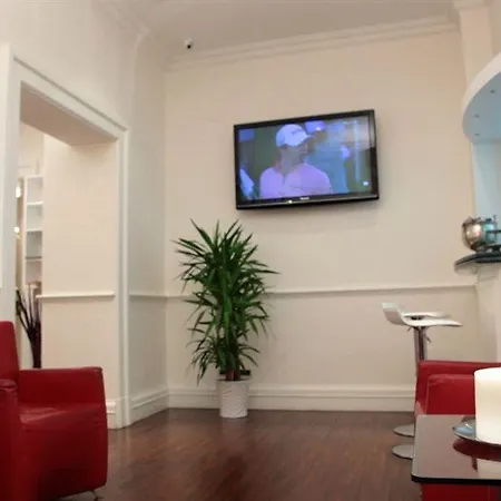 ホテル ガンブリヌス ローマ