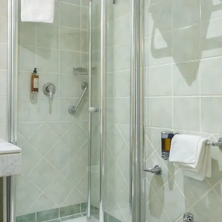 ホテル ガンブリヌス ローマ