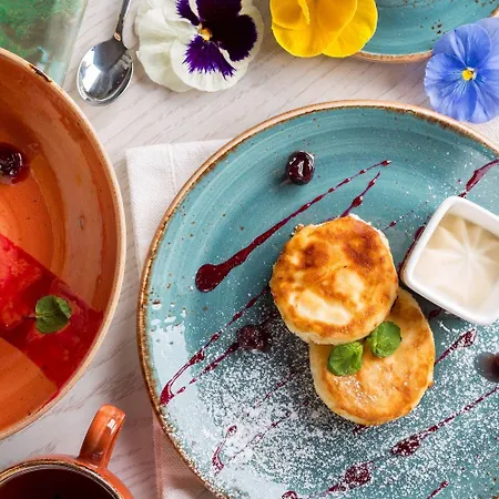 ガンブリヌス ホテル 4*