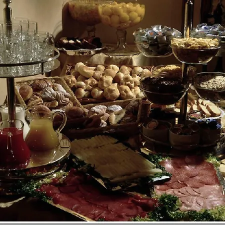 ホテル ガンブリヌス ローマ