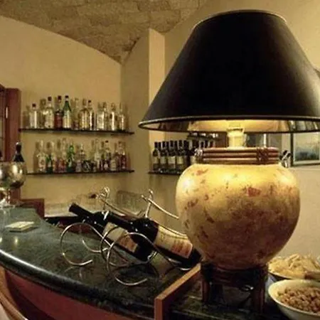 ガンブリヌス ホテル