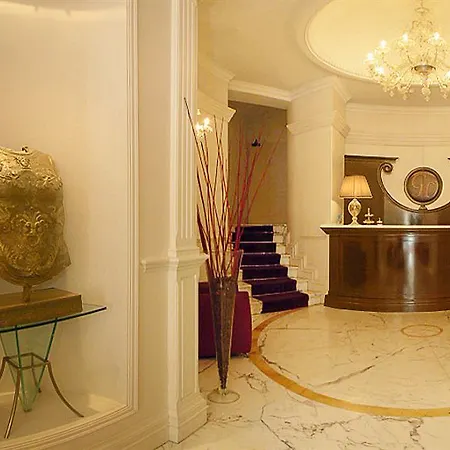 ガンブリヌス ホテル ローマ